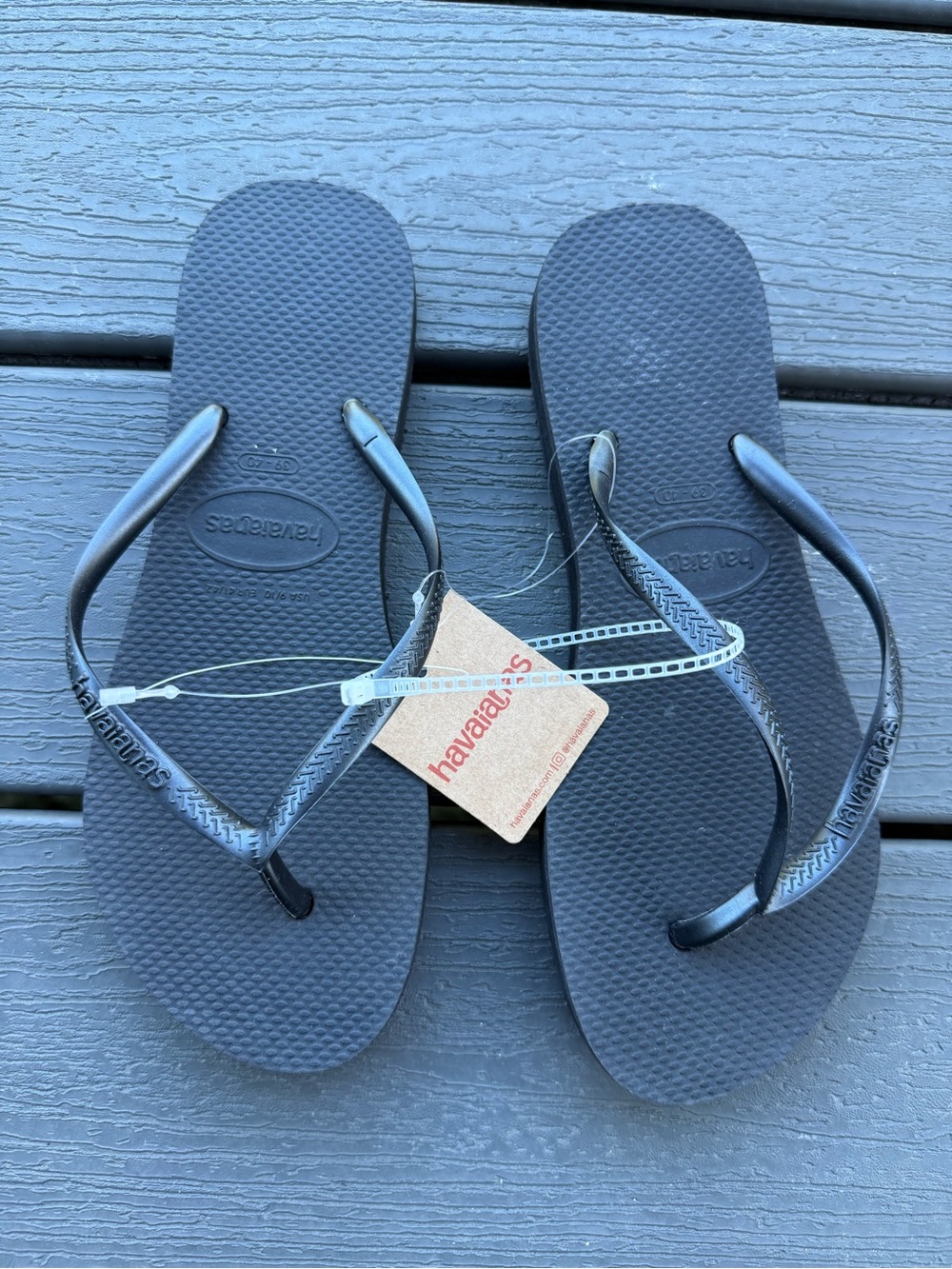 Havaianas Women's Flip Flops in Black
